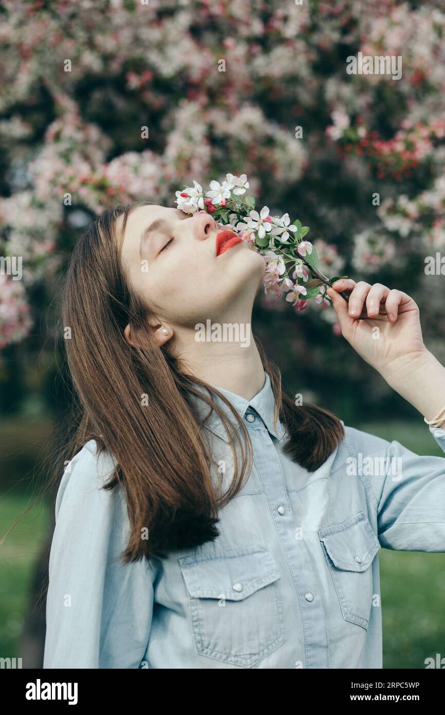 Cherry blossom girl hi-res stock photography and images - Alamy