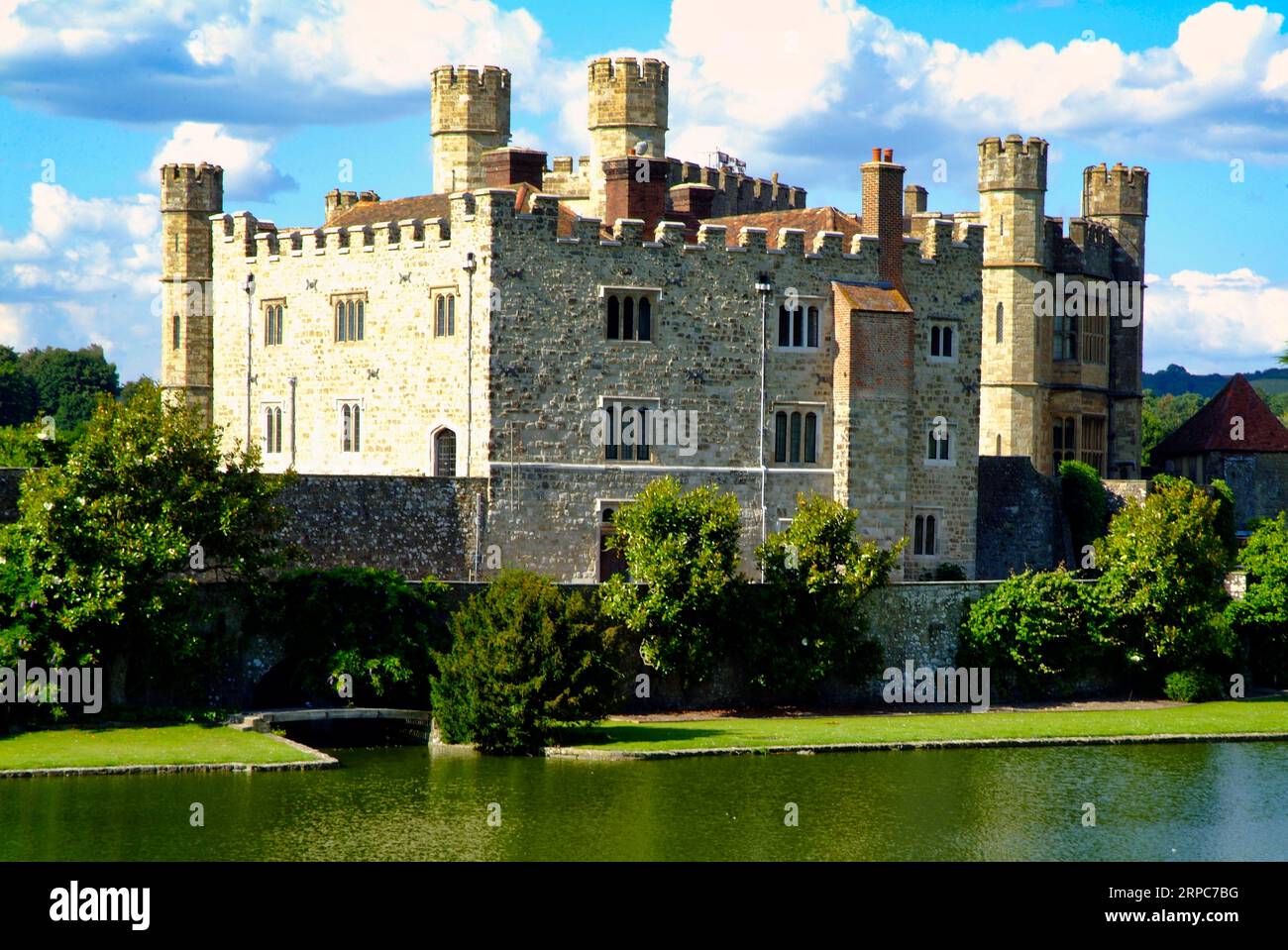 View of Leeds Castle, built on an island in the middle of a lake Stock ...