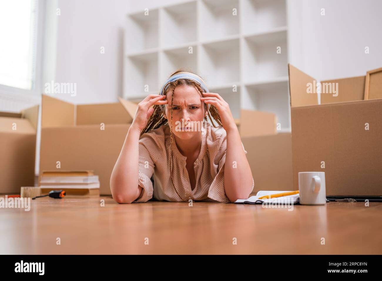 Angry woman package hi-res stock photography and images - Alamy