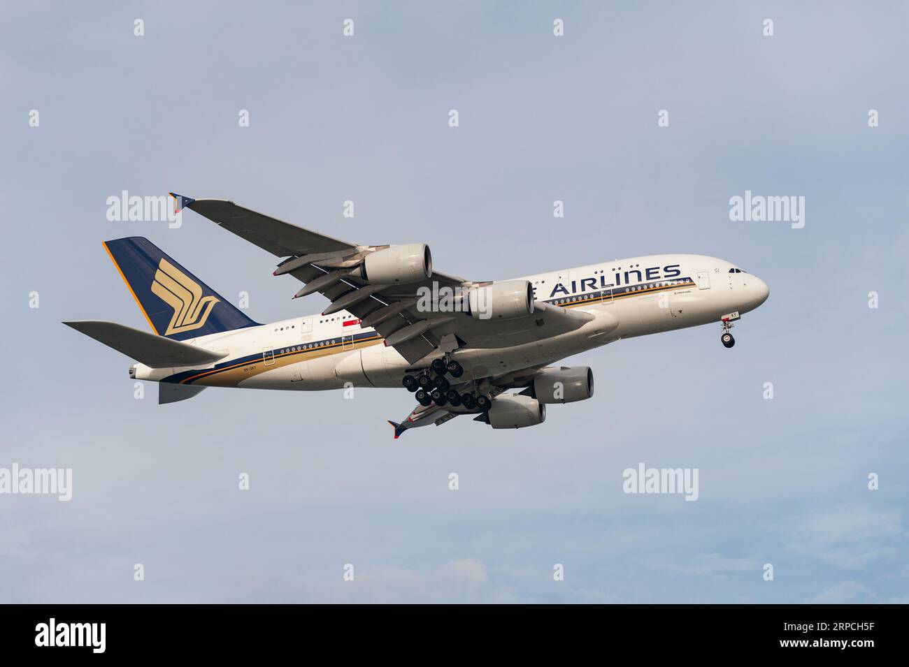 15.07.2023, Singapore, Republic of Singapore, Asia - Singapore Airlines Airbus A380-800 passenger jet with registration 9V-SKY lands at Changi Airport. Stock Photo
