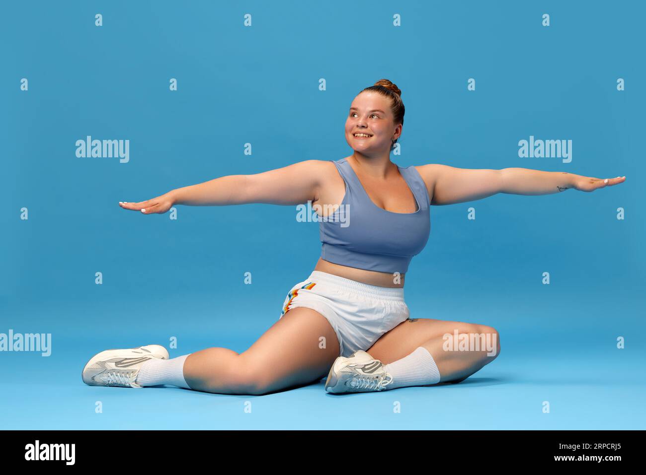 Stretch Routine For Plus Size Plus size model in stretching hi-res stock photography and images - Alamy