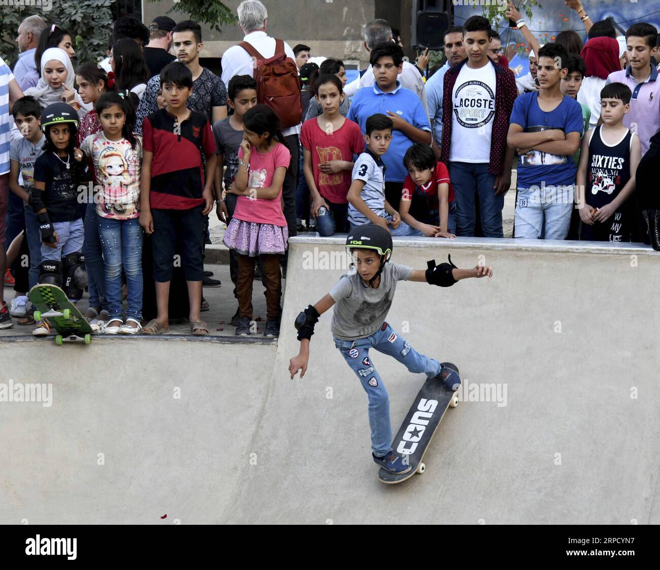 Skate aid hi-res stock photography and images - Alamy