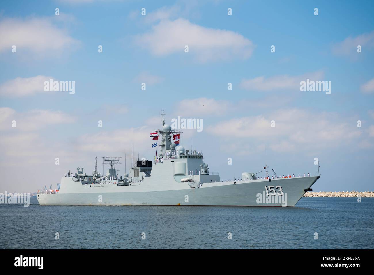 (190816) -- ALEXANDRIA (EGYPT), Aug. 16, 2019 -- Photo taken on Aug. 16, 2019 shows Chinese missile destroyer Xi an of the 32nd Chinese naval escort fleet in Alexandria, Egypt. Chinese missile destroyer Xi an of the 32nd Chinese naval escort fleet arrived at the port of Alexandria Naval Base of Egypt on Friday for a four-day technical stop. ) EGYPT-ALEXANDRIA-CHINESE MISSILE DESTROYER XI AN -TECHNICAL STOP WuxHuiwo PUBLICATIONxNOTxINxCHN Stock Photo