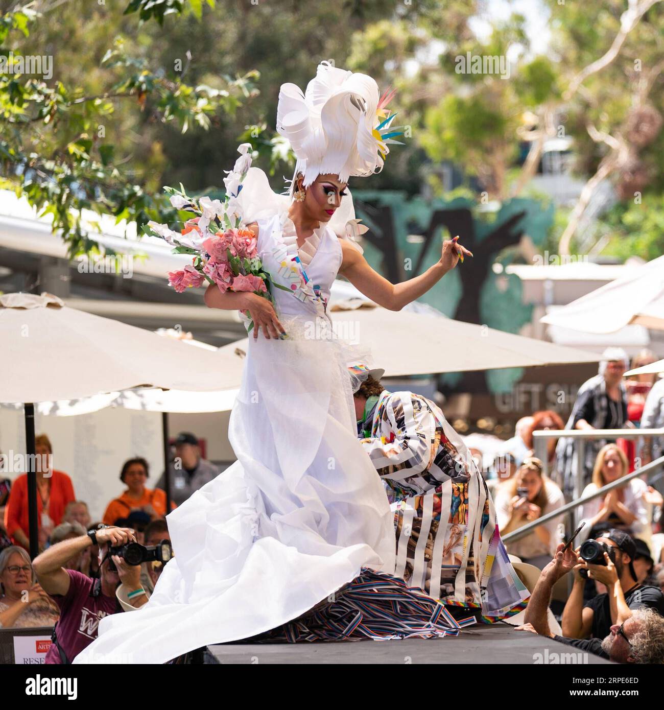 190819) -- LAGUNA BEACH, Aug. 19, 2019 -- A model presents a creation at  the 11th Festival Runway Fashion Show at Laguna Beach, California, the  United States, on Aug. 18, 2019. All