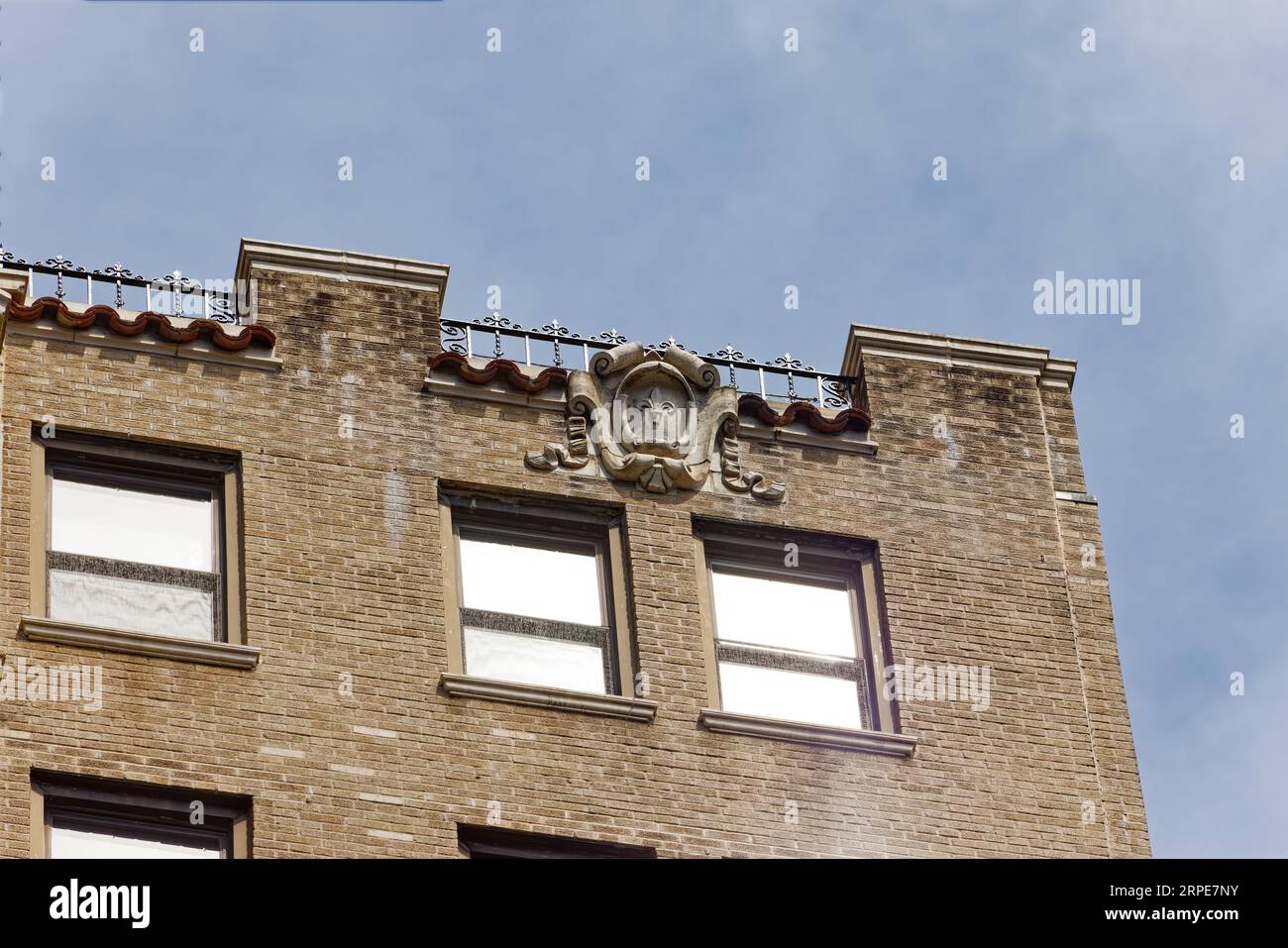 Upper West Side Emery Roth designed this brickandterra cotta