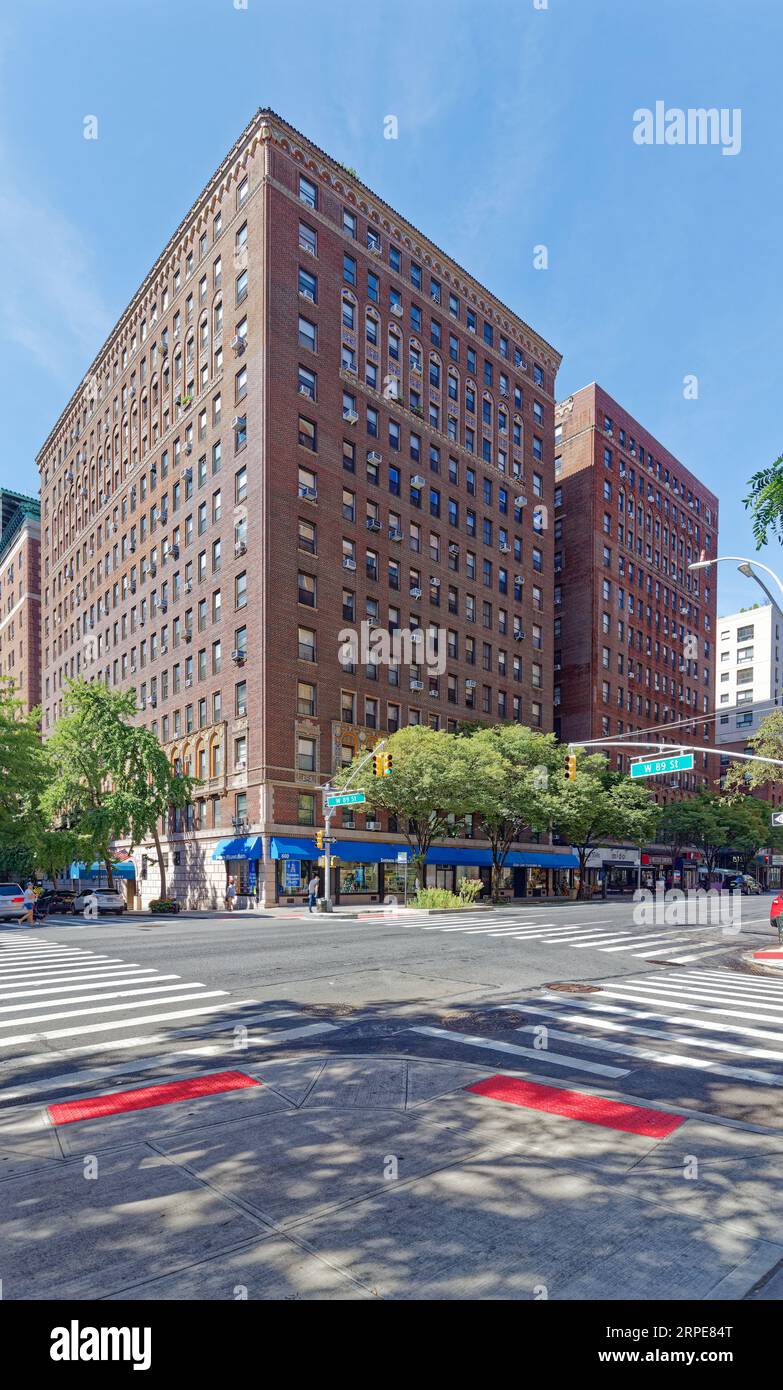 Chester High Rises 201 west 89th st hi-res stock photography and images - Alamy