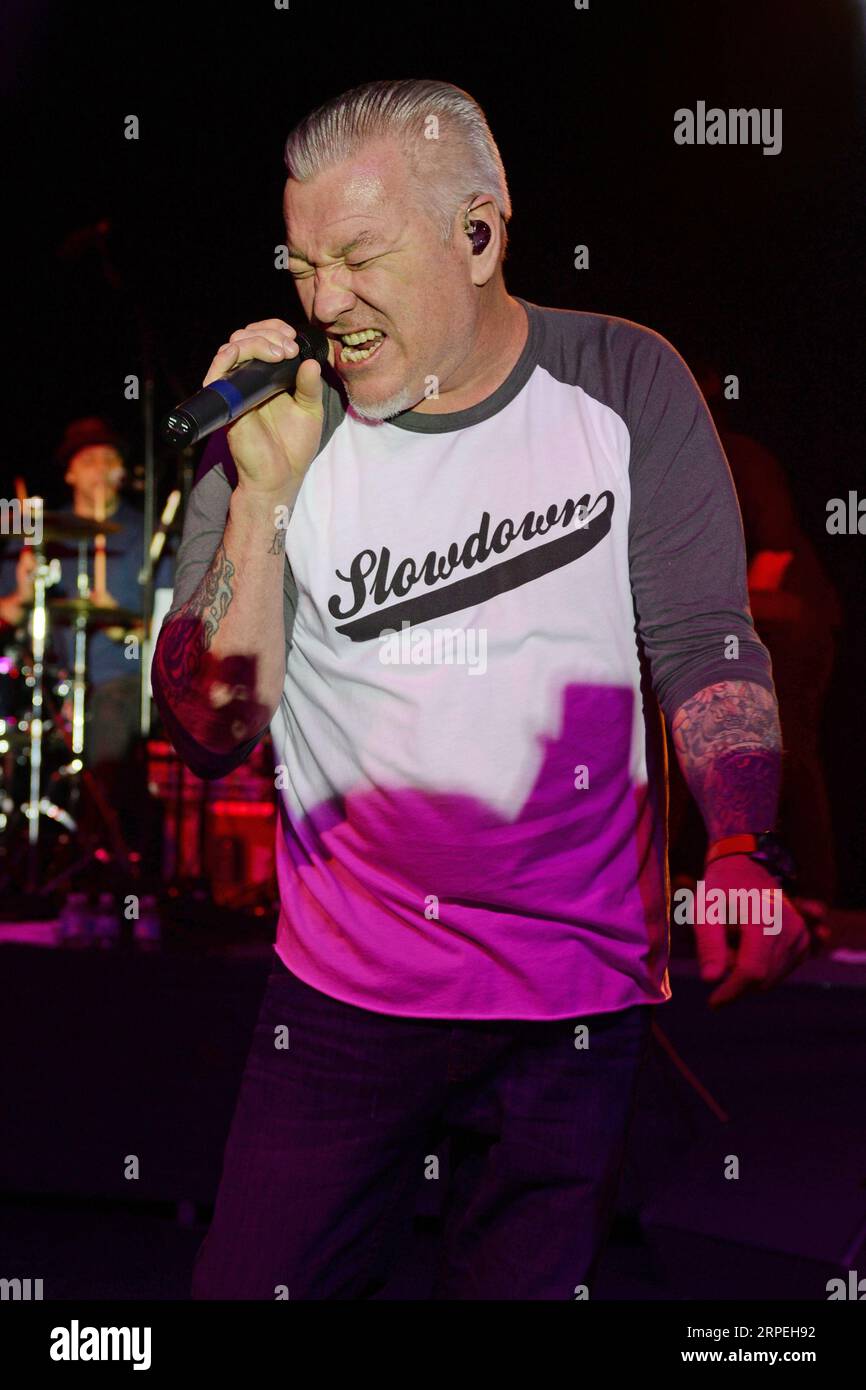 **FILE PHOTO** Steve Harwell of Smash Mouth Has Passed Away, HALLANDALE