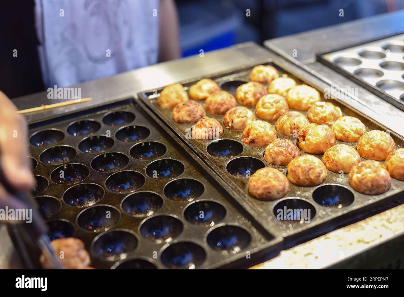 Takoyaki balls in Jalan Alor street food in Kuala Lumpur Stock Photo