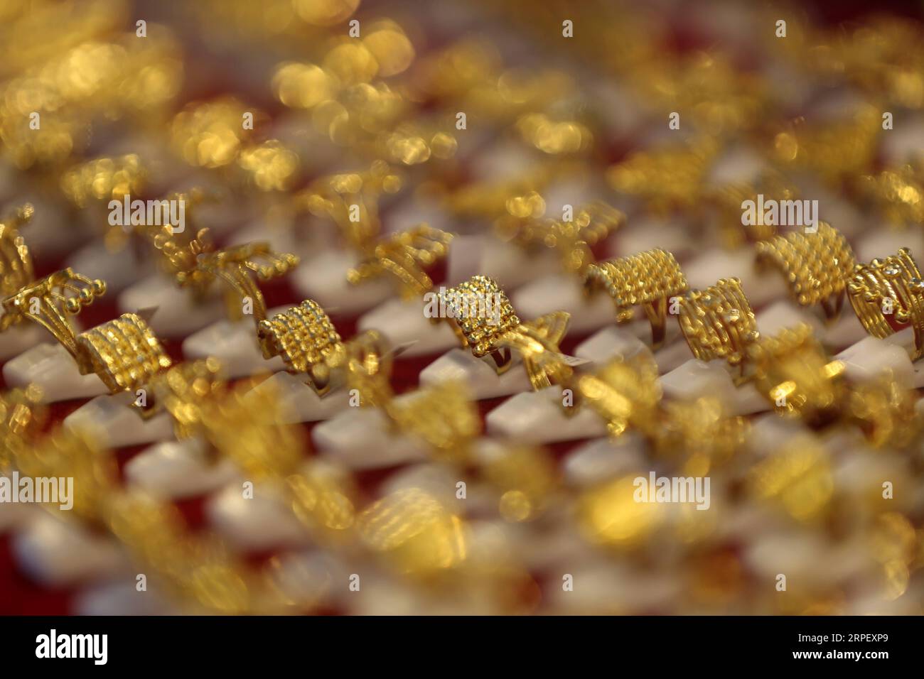 Gold jewellery outlet design 2019