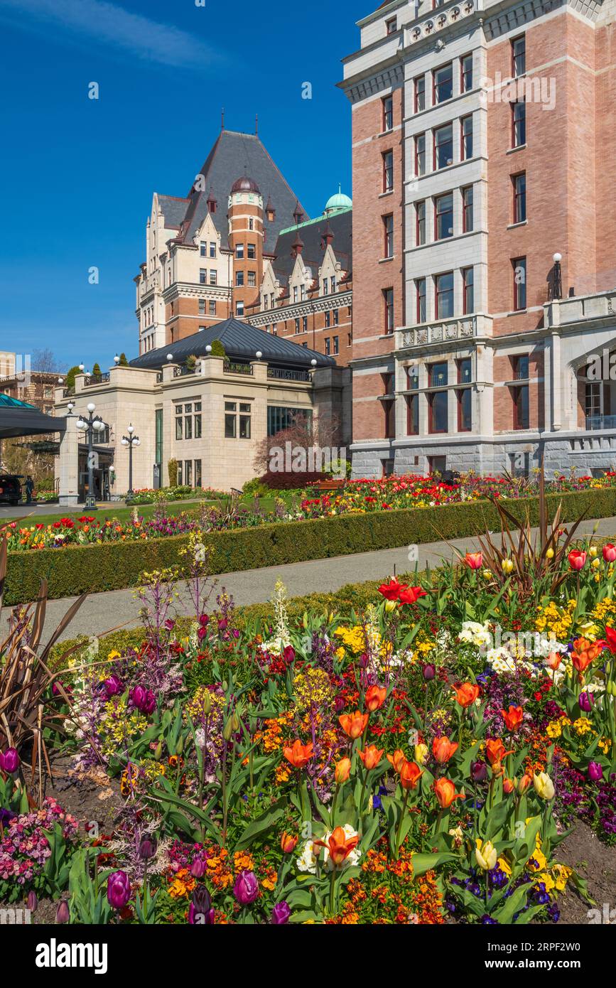Decorative spring flower beds at the Empress Hotel in Victoria, Vancouver Island, British Columbia, Canada. Stock Photo