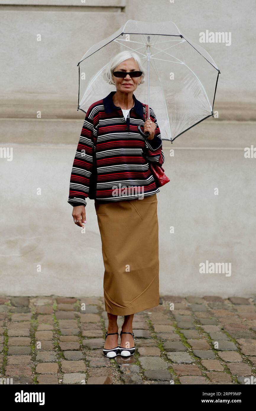 Street style, Flame and Chili Dia arriving at Ganni Spring Summer 2021  show, held at Badsmandsstraede, Copenhagen, Denmark, on August 10th, 2020.  Photo by Marie-Paola Bertrand-Hillion/ABACAPRESS.COM Stock Photo - Alamy