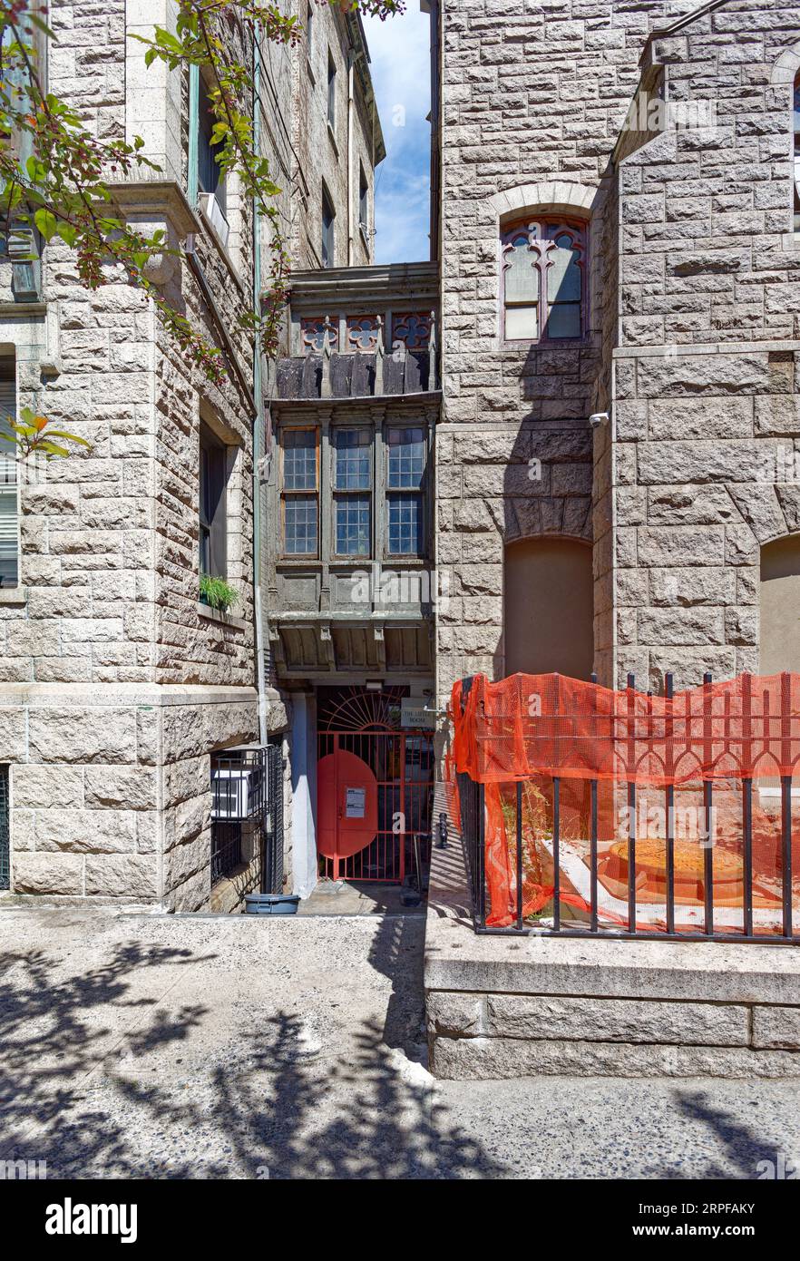 Upper West Side: Holy Name of Jesus Roman Catholic Church, a granite ...