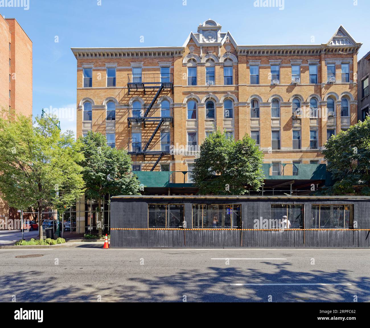 Upper West Side 72 West 88th Street is a landmark lowrise apartment building on Columbus
