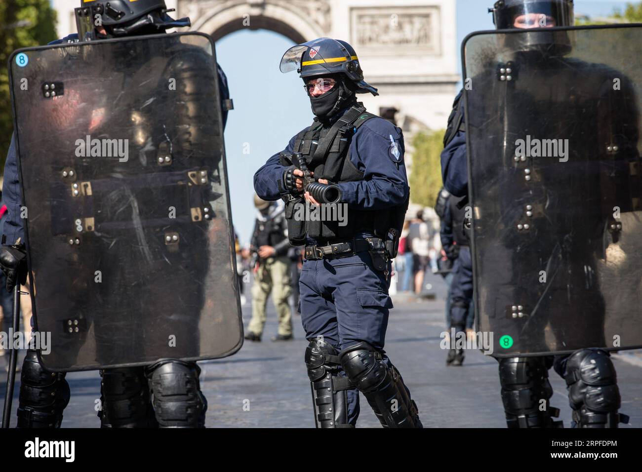 190921 -- PARIS, Sept. 21, 2019 -- Police officers stand guard on the Champs Elysees in Paris, France, Sept. 21, 2019. French police had arrested 137 individuals in Paris by 16:00 local time 1400 GMT, as Yellow Vest protests against President Emmanuel Macron s fiscal policy hit streets again on Saturday. In Paris, 7,500 police officers have been poured in and armored vehicles were deployed to handle more threats of rioting that, according to the government, risks to taint the social movement s 45th weekend of action. Photo by Aurelien Morissard/Xinhua FRANCE-PARIS-PROTEST-POLICE- YELLOW VEST A Stock Photo