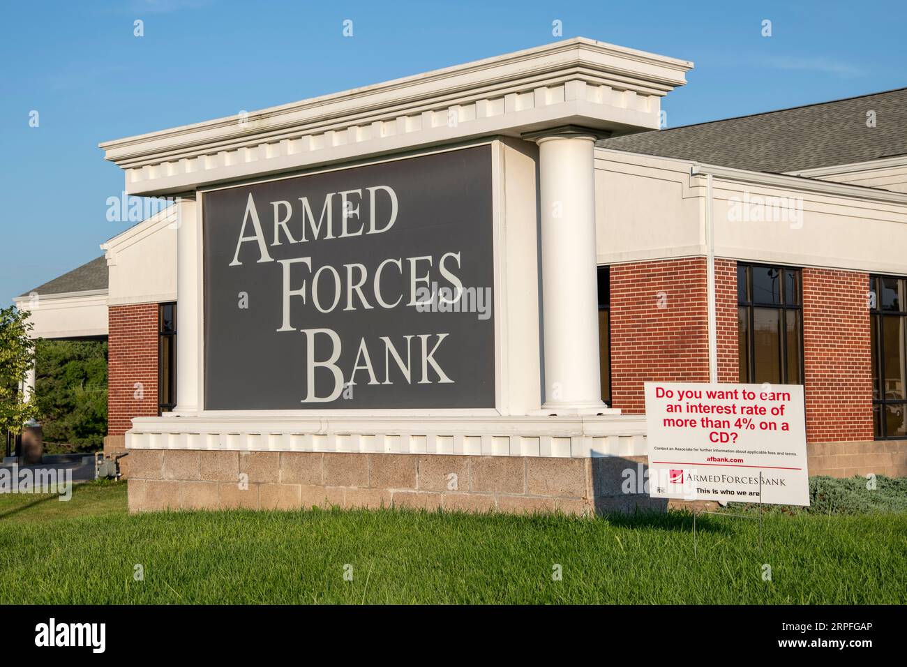 Banking pillars hires stock photography and images Alamy