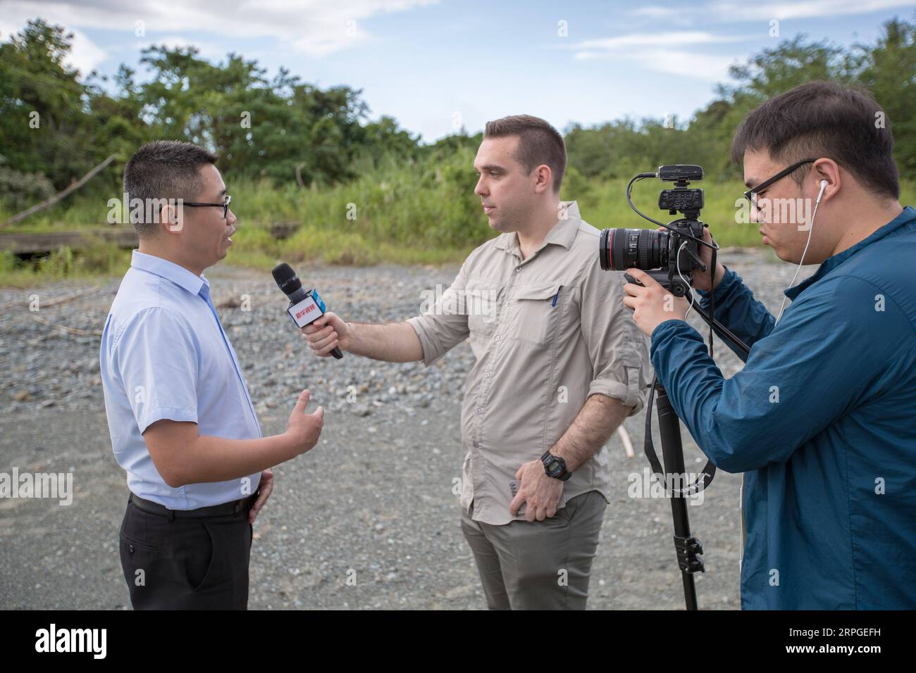 191013 -- HONIARA, Oct. 13, 2019 -- Yuan Huiming, regional project manager of the China Harbour Engineering Company CHEC, speaks during an interview with Xinhua in Honiara, Solomon Islands, Oct. 10, 2019. TO GO WITH Feature: Infrastructure projects set stage for diplomatic ties between China, Solomon Islands Photo by /Xinhua SOLOMON ISLANDS-HONIARA-CHINA-INFRASTRUCTURE ZhuxHongye PUBLICATIONxNOTxINxCHN Stock Photo