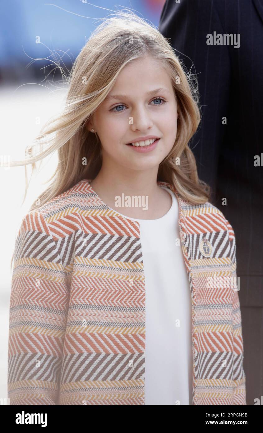 191019 -- OVIEDO, Oct. 19, 2019 -- Spain s Princess Leonor attends the ceremony to present the Princess of Asturias Awards in Oviedo, Spain, Oct. 18, 2019. The annual ceremony to present the Princess of Asturias Awards was held Friday in the northern Spainish city of Oviedo, during which the 13-year-old Spanish princess delivered her debut speech. Today is a very important day in my life and one I have waited for with a lot of expectation, said Spain s Princess Leonor at the ceremony where her namesake awards were presented to individuals, entities or organizations worldwide who make notable a Stock Photo