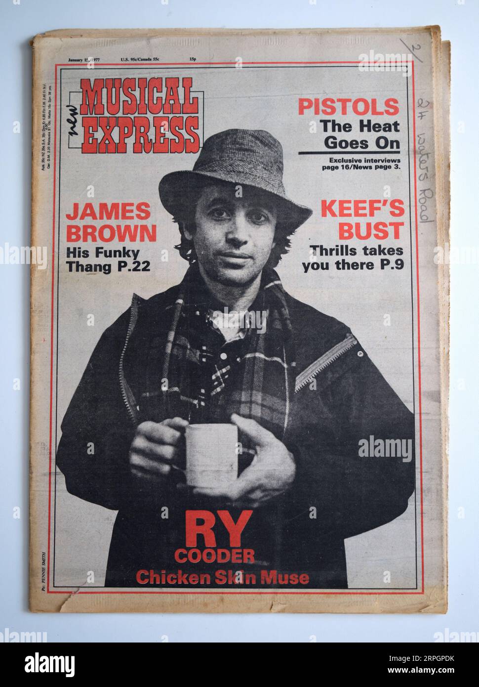 1970s New Musical Express NME with Ry Cooder Front Cover Stock Photo