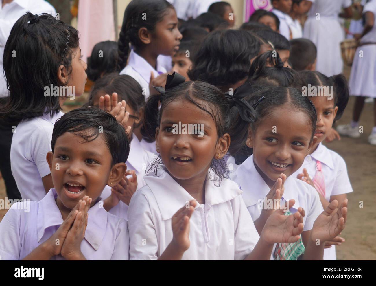 191022 COLOMBO, Oct. 22, 2019 Students guests attending