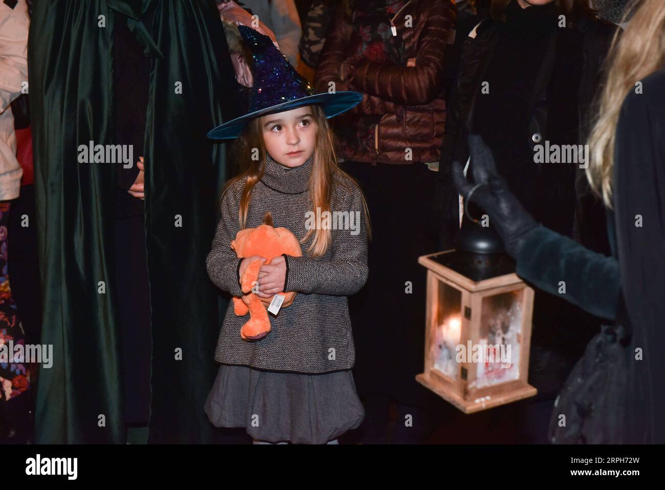 191031 -- ZAGREB, Oct. 31, 2019 -- A costumed girl takes part in a night tour called Uppertown Witches in Zagreb, Croatia, Oct. 31, 2019. The guided tour involves interactive entertainment and introduction to Middle Ages history. /Pixsell via Xinhua CROATIA-ZAGREB-WITCHES TOUR DavorinxVisnjic PUBLICATIONxNOTxINxCHN Stock Photo