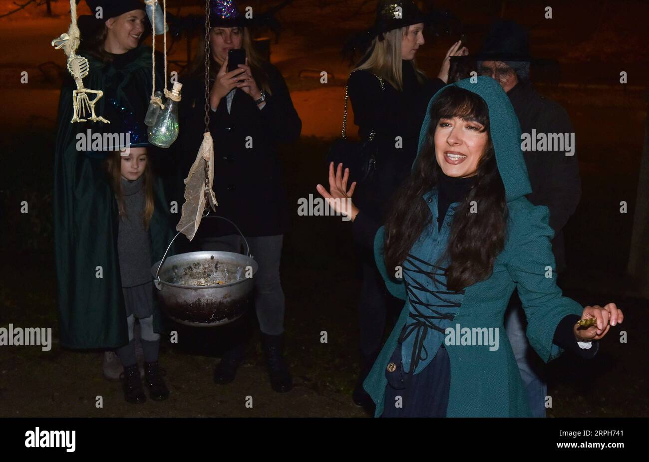 191031 -- ZAGREB, Oct. 31, 2019 -- People dressed in costumes take part in a night tour called Uppertown Witches in Zagreb, Croatia, Oct. 31, 2019. The guided tour involves interactive entertainment and introduction to Middle Ages history. /Pixsell via Xinhua CROATIA-ZAGREB-WITCHES TOUR DavorinxVisnjic PUBLICATIONxNOTxINxCHN Stock Photo