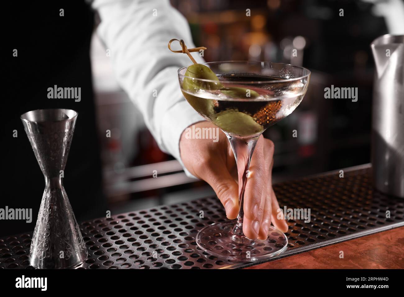 Martini bar counter classic hi-res stock photography and images - Alamy