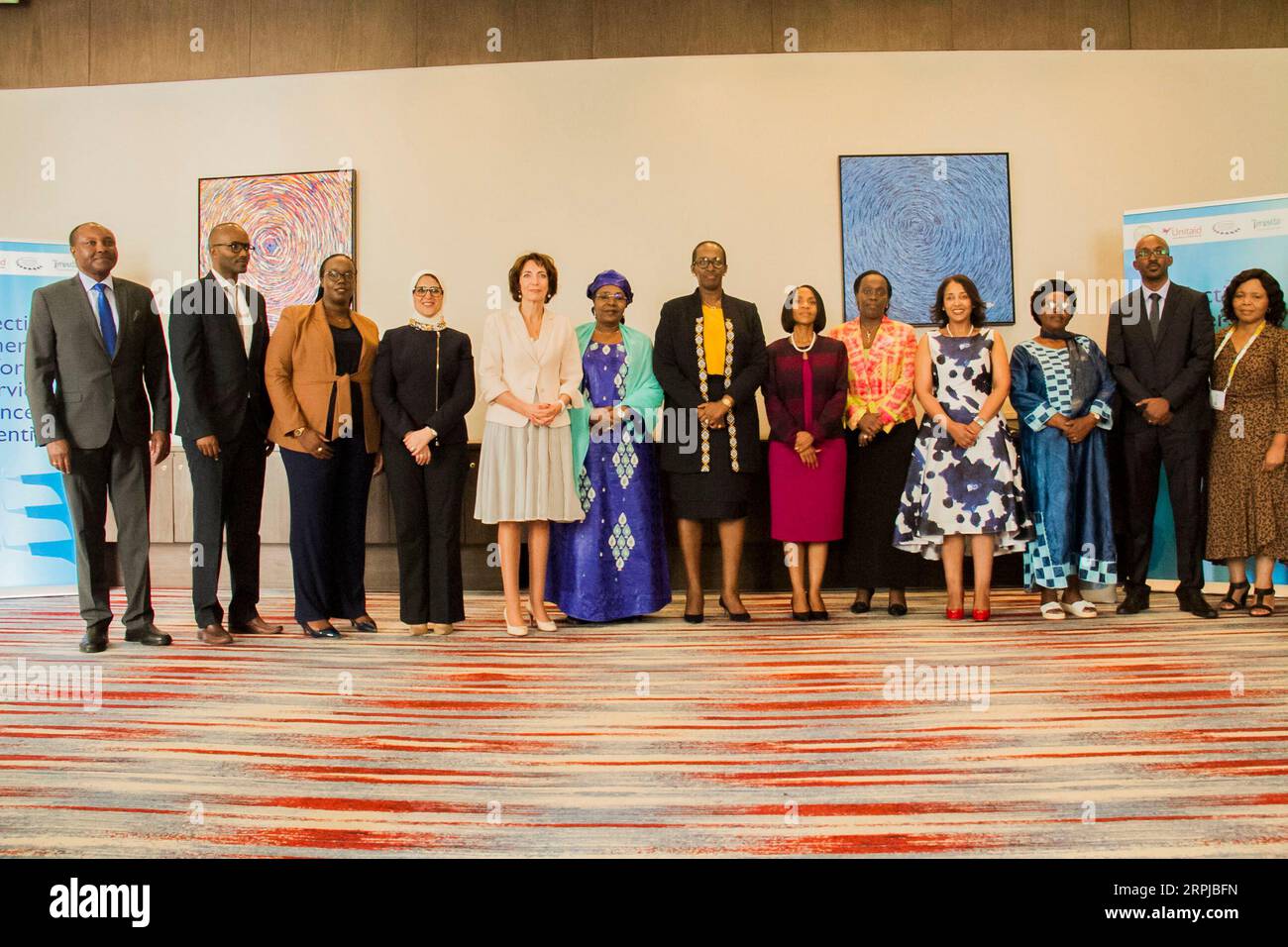 191204 -- KIGALI, Dec. 4, 2019 -- Participants pose for a group photo