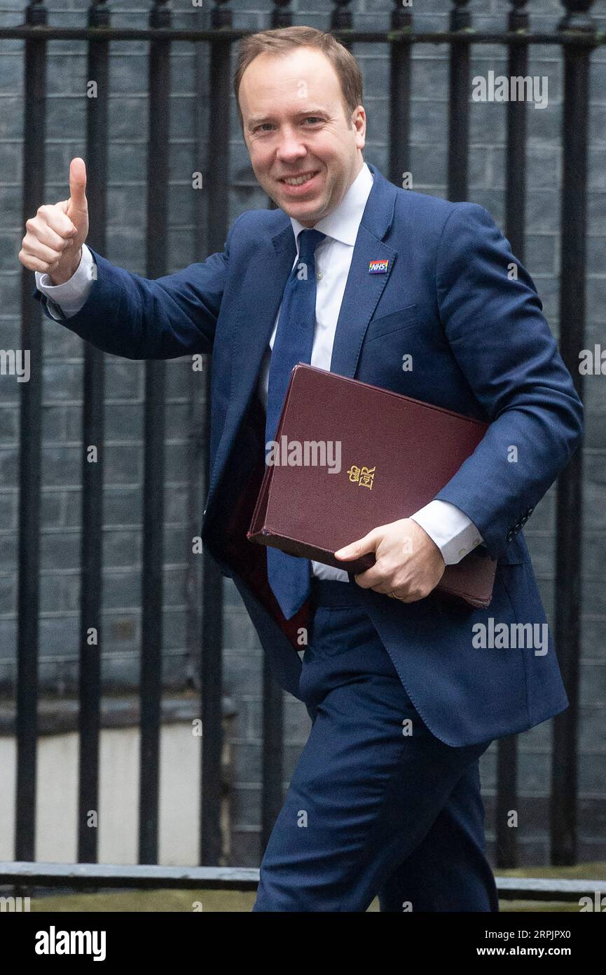 191217 -- LONDON, Dec. 17, 2019 Xinhua -- Britain s Secretary of State for Health and Social Care Matt Hancock arrives to attend a cabinet meeting at 10 Downing Street in London, Britain, on Dec. 17, 2019. British Prime Minister Boris Johnson held the first cabinet meeting on Tuesday after winning last week s general election. Photo by Ray Tang/Xinhua BRITAIN-LONDON-CABINET MEETING PUBLICATIONxNOTxINxCHN Stock Photo