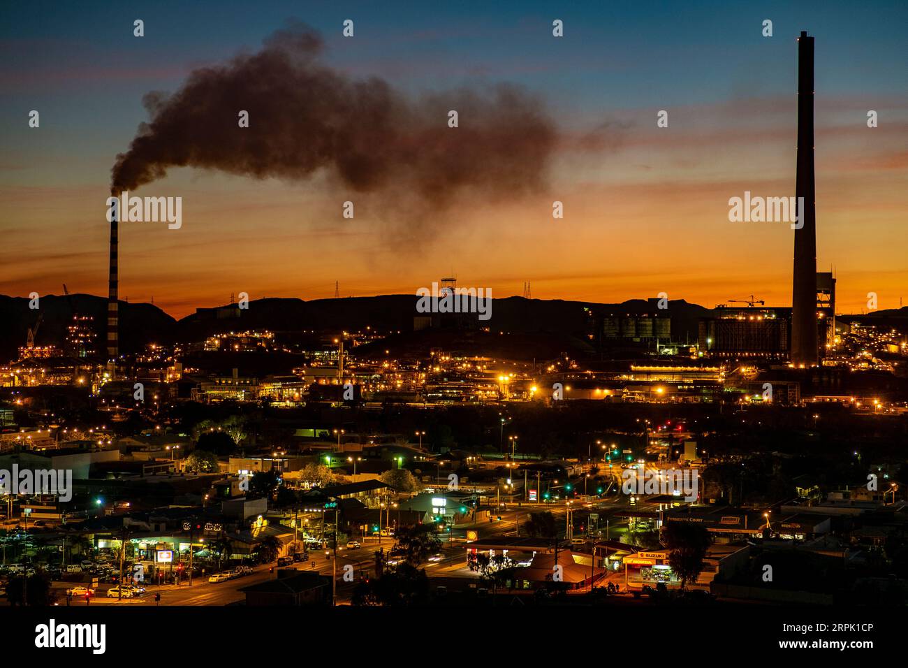 Smelting atmospheric emissions hi-res stock photography and images - Alamy