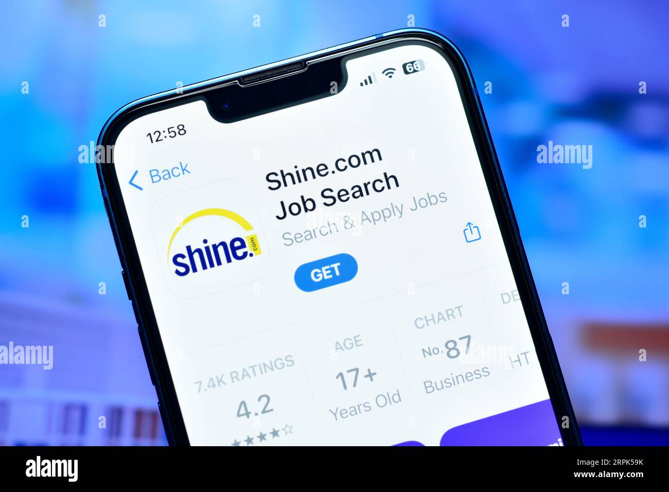 New Delhi, India 4 September 2023:- Shine app is online job search engine in india Stock Photo