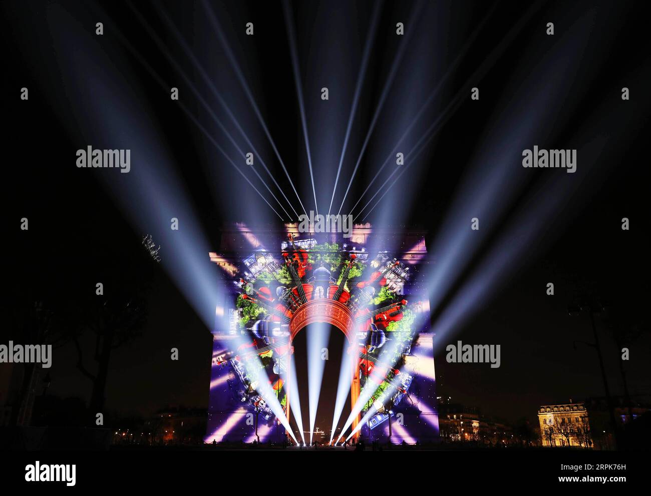 Light projection paris triomphe hires stock photography and images Alamy