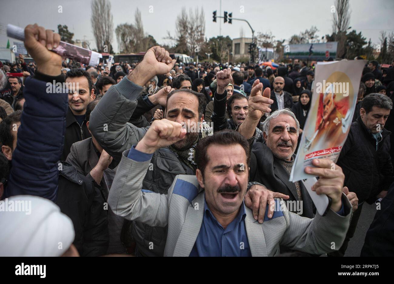 Khamenei Supporters Ali khamenei assassination hi-res stock photography and images - Alamy