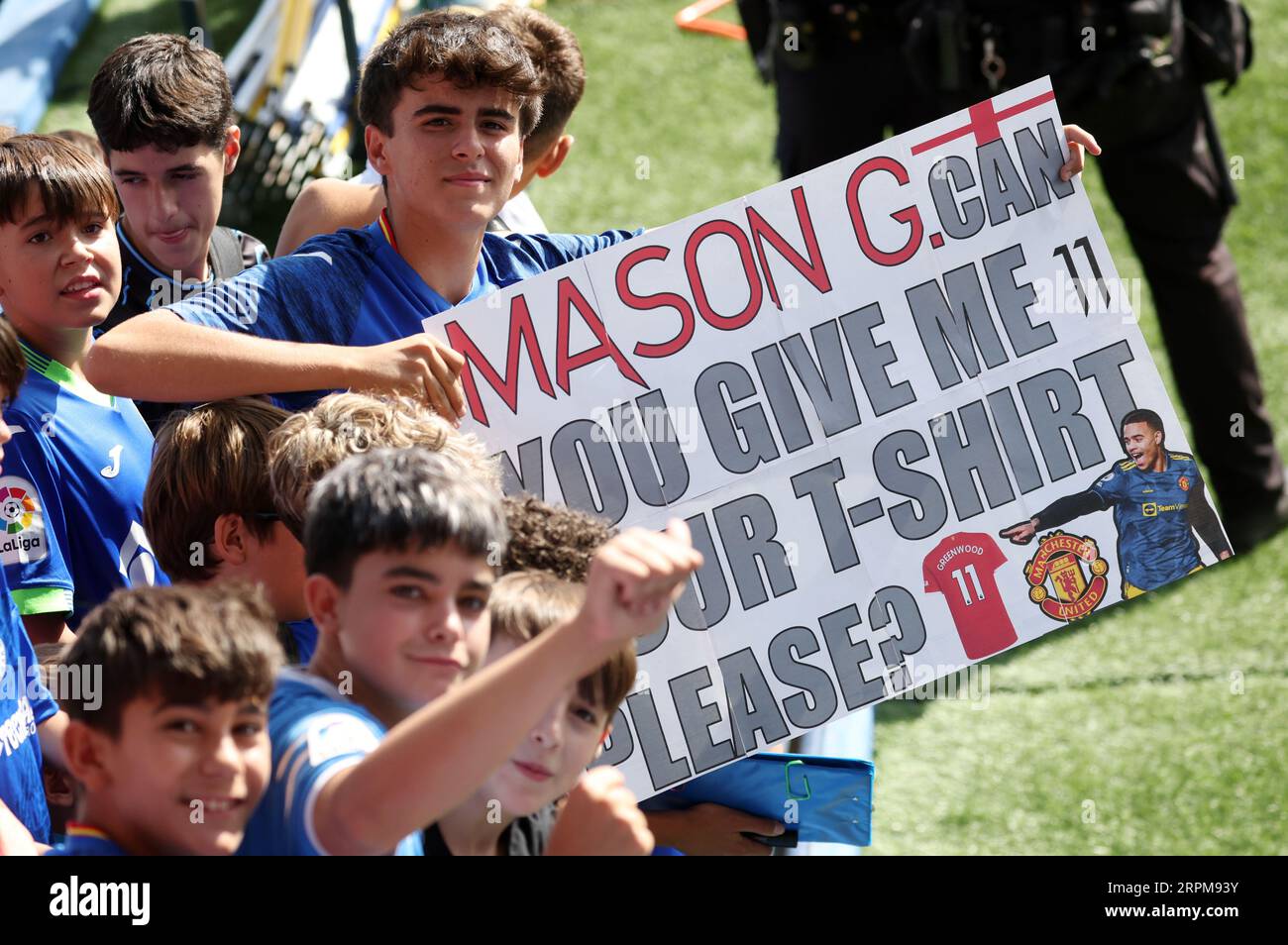 A fan holding up a sign for Getafe's Mason Greenwood during a training session at Estadio Coliseum Alfonso Perez, Getafe, Spain. The 21-year-old joined the LaLiga side on loan from Manchester United, who suspended him in January 2022 over allegations relating to a young woman after images and videos were posted online, on transfer deadline day. Picture date: Tuesday September 5, 2023. Stock Photo