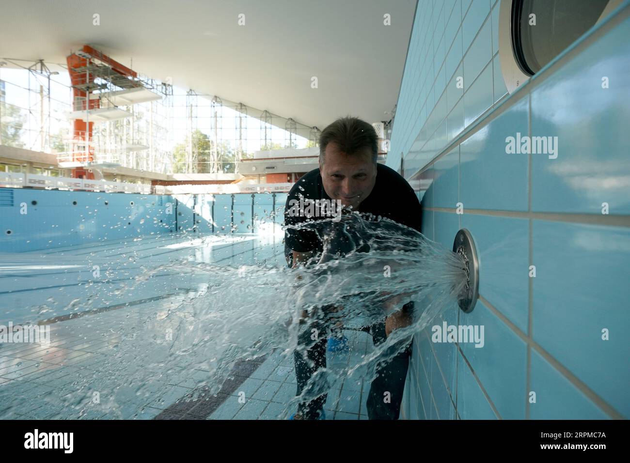 Hamburg, Germany. 05th Sep, 2023. Swimming pool manager Björn Seemann