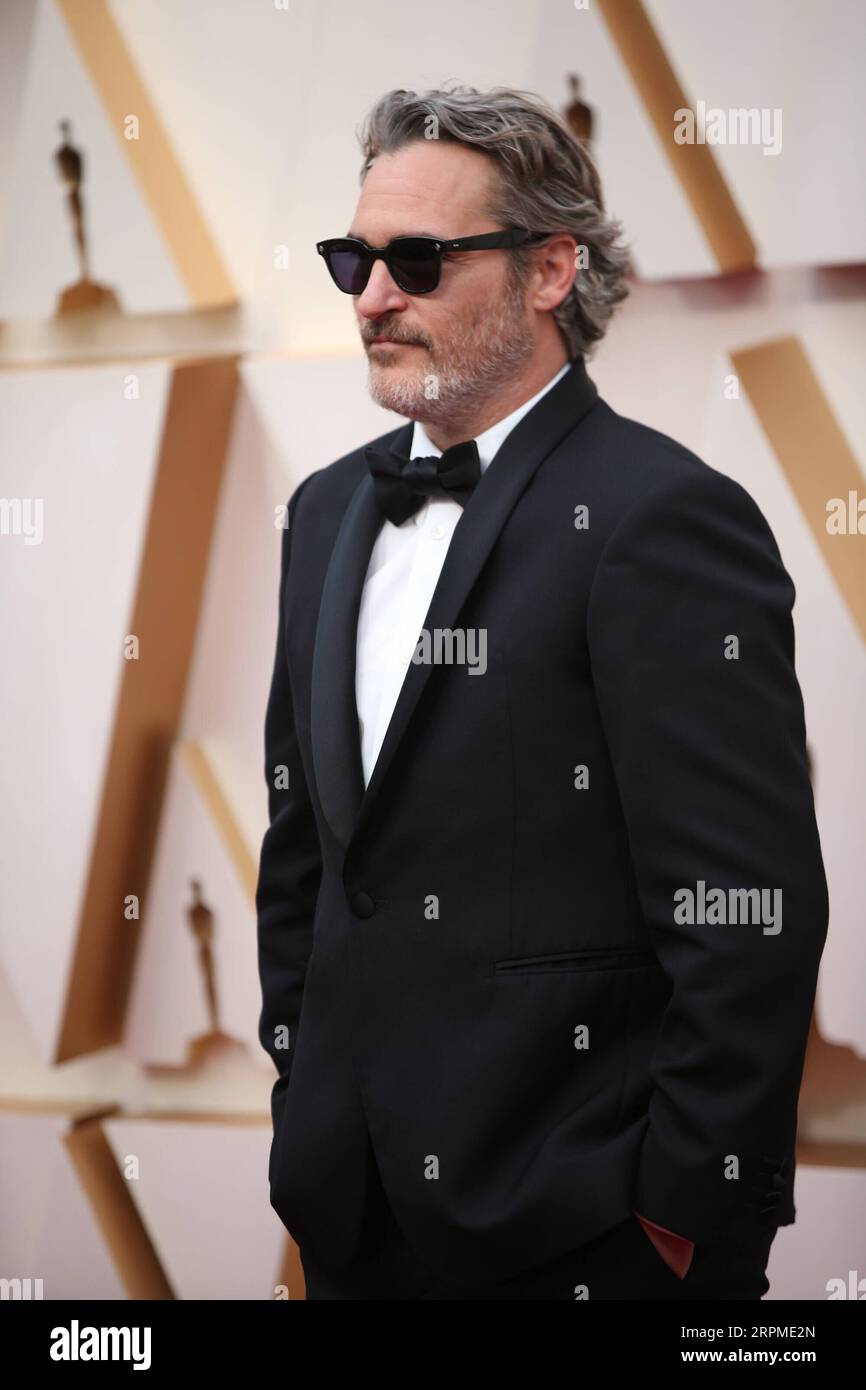 200210 -- LOS ANGELES, Feb. 10, 2020 -- Joaquin Phoenix arrives for the red carpet of the 92nd Academy Awards at the Dolby Theatre in Los Angeles, the United States, Feb. 9, 2020.  U.S.-LOS ANGELES-OSCARS-RED CARPET LixYing PUBLICATIONxNOTxINxCHN Stock Photo