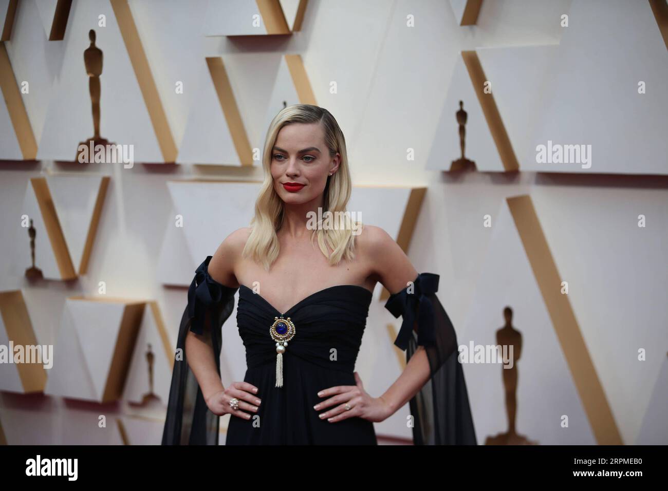 200210 LOS ANGELES Feb 10 2020 Margot Robbie Arrives For The 