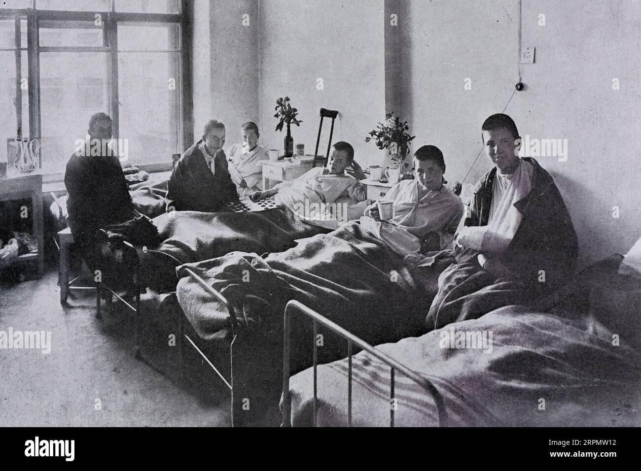 Wounded female soldiers at military hospital, 1917, Russia Stock Photo