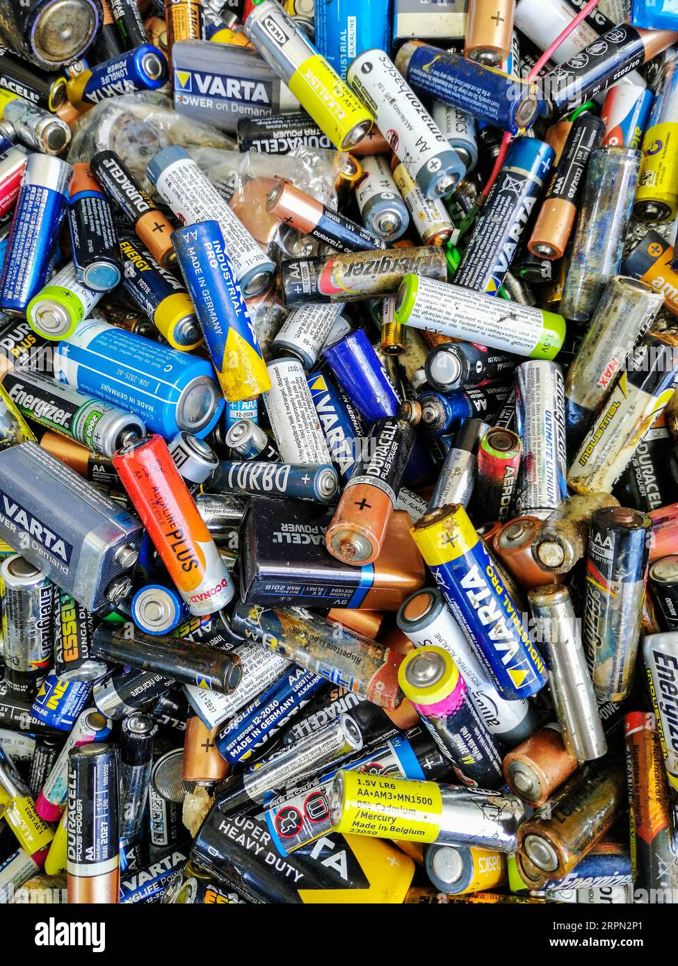 Exhausted batteries hires stock photography and images Alamy