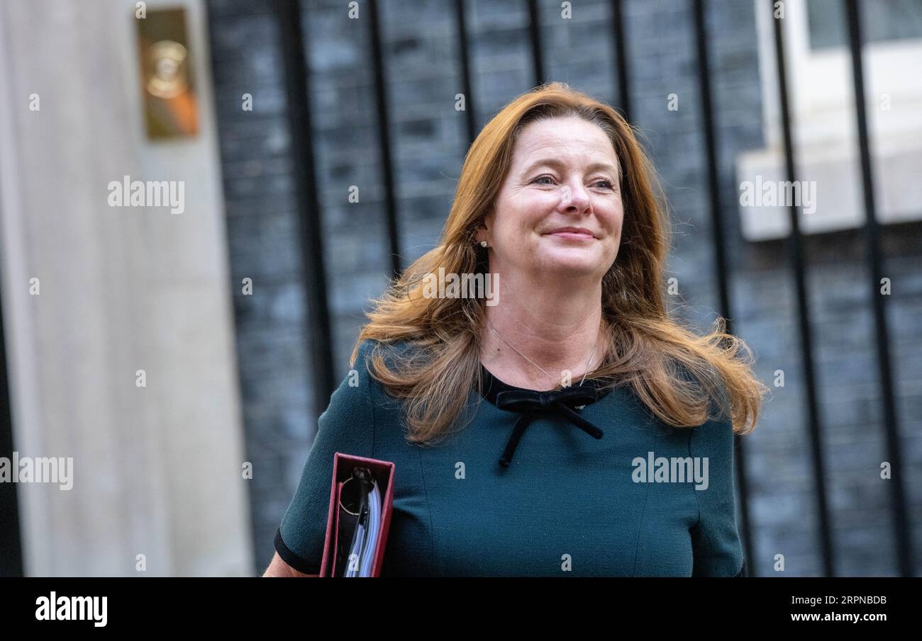 London, UK. 05th Sep, 2023. Gillian Keegan, Education Secretary, at a cabinet meeting at 10 Downing Street London. Credit: Ian Davidson/Alamy Live News Stock Photo