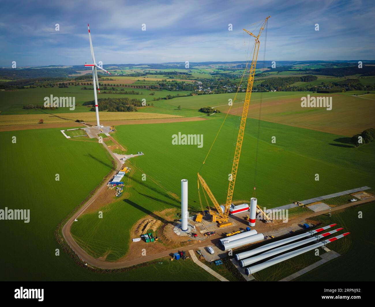 Giant Rotor Erection of a new giant wind turbine in Voigtsdorf. with 80-metre-long ...