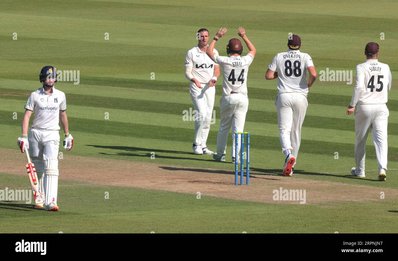 London, UK. 5th Sep, 2023. Surrey's Dan Worrall celebrates with team mates after getting the wicket of Dan Mousley (left) as Surrey take on Warwickshire in the County Championship at the Kia Oval, day three. Credit: David Rowe/Alamy Live News Stock Photo