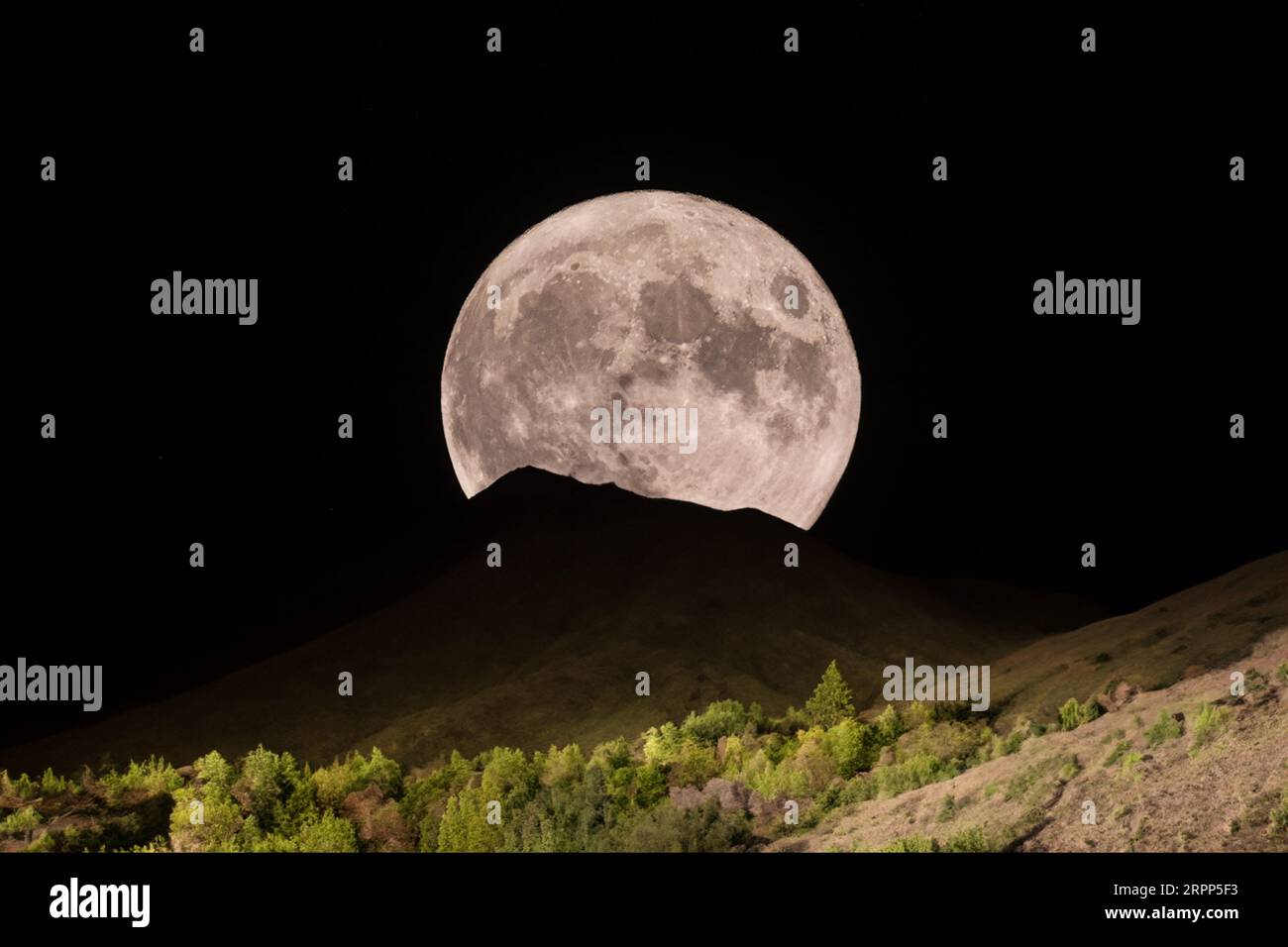 Moon backgrounds hi-res stock photography and images - Alamy
