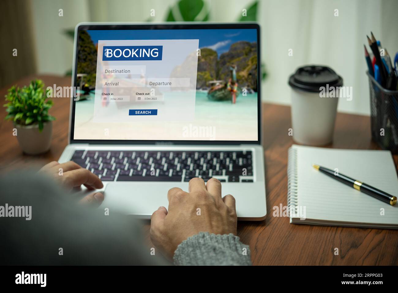 Online payment laptop solution hi-res stock photography and images - Alamy