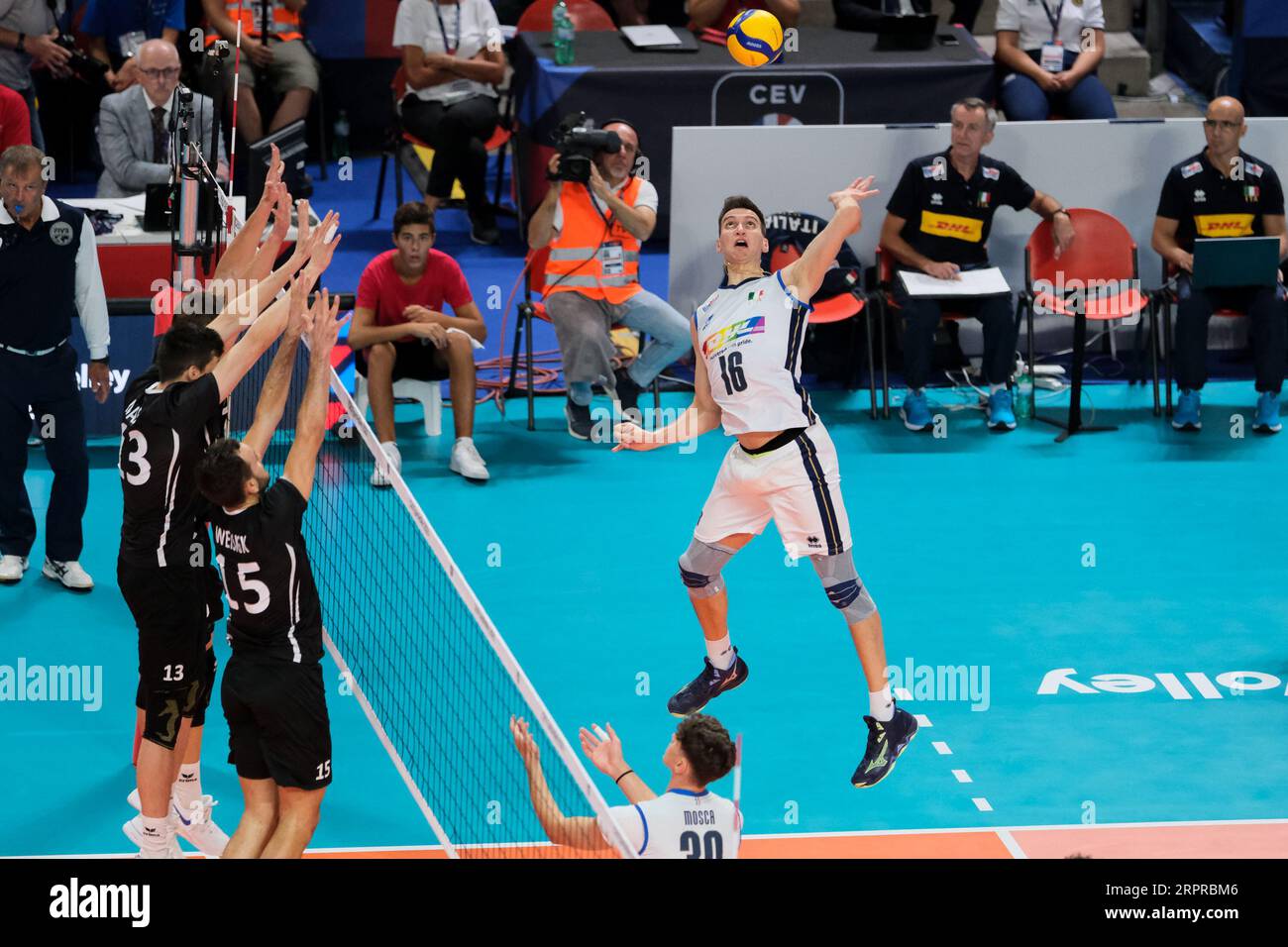 Yuri romano volleyball hi-res stock photography and images - Alamy