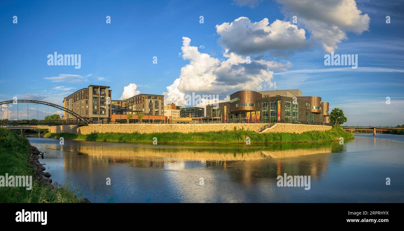Downtown Eau Claire from across the Eau Claire River at 128 Graham Ave in Eau Claire, Wisconsin on August 3, 2023 Stock Photo