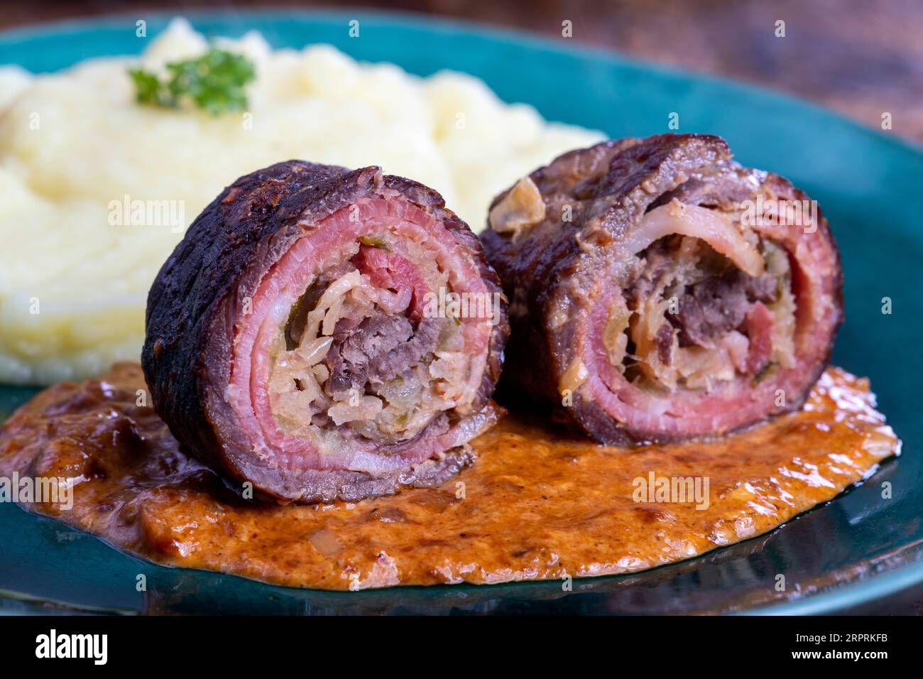Roulade detail hi-res stock photography and images - Alamy Roulade detail hi-res stock photography and images - Alamy