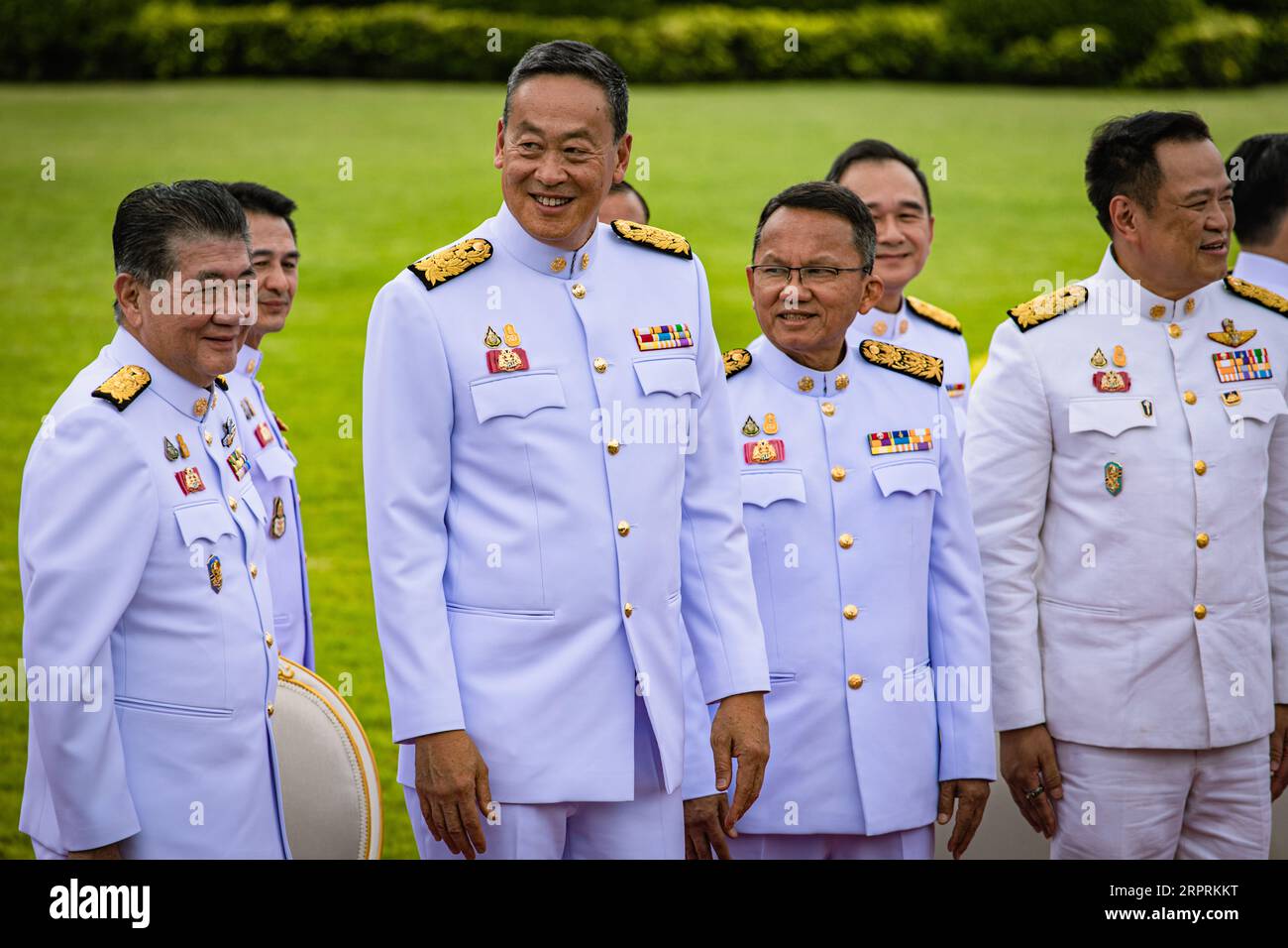 Bangkok, Bangkok, Thailand. 5th Sep, 2023. September 05, 2023, Members of cabinet Deputy Prime Minister and Commerce Minister Phumtham Wechayachai(L), Thai Prime Minister Srettha Thavisin (C), Deputy Prime Minister Somsak Thepsutin(2-R) Deputy Prime Minister and Interior Minister Anutin Charnvirakul (R), during a group photo of the new government after being sworn in to the king, at Government House in Bangkok, Thailand. The Thai king has officially endorsed Thailand's new coalition government led by Prime Minister Srettha Thavisin after the 14 May general election. (Credit Image: © Wissaru Stock Photo