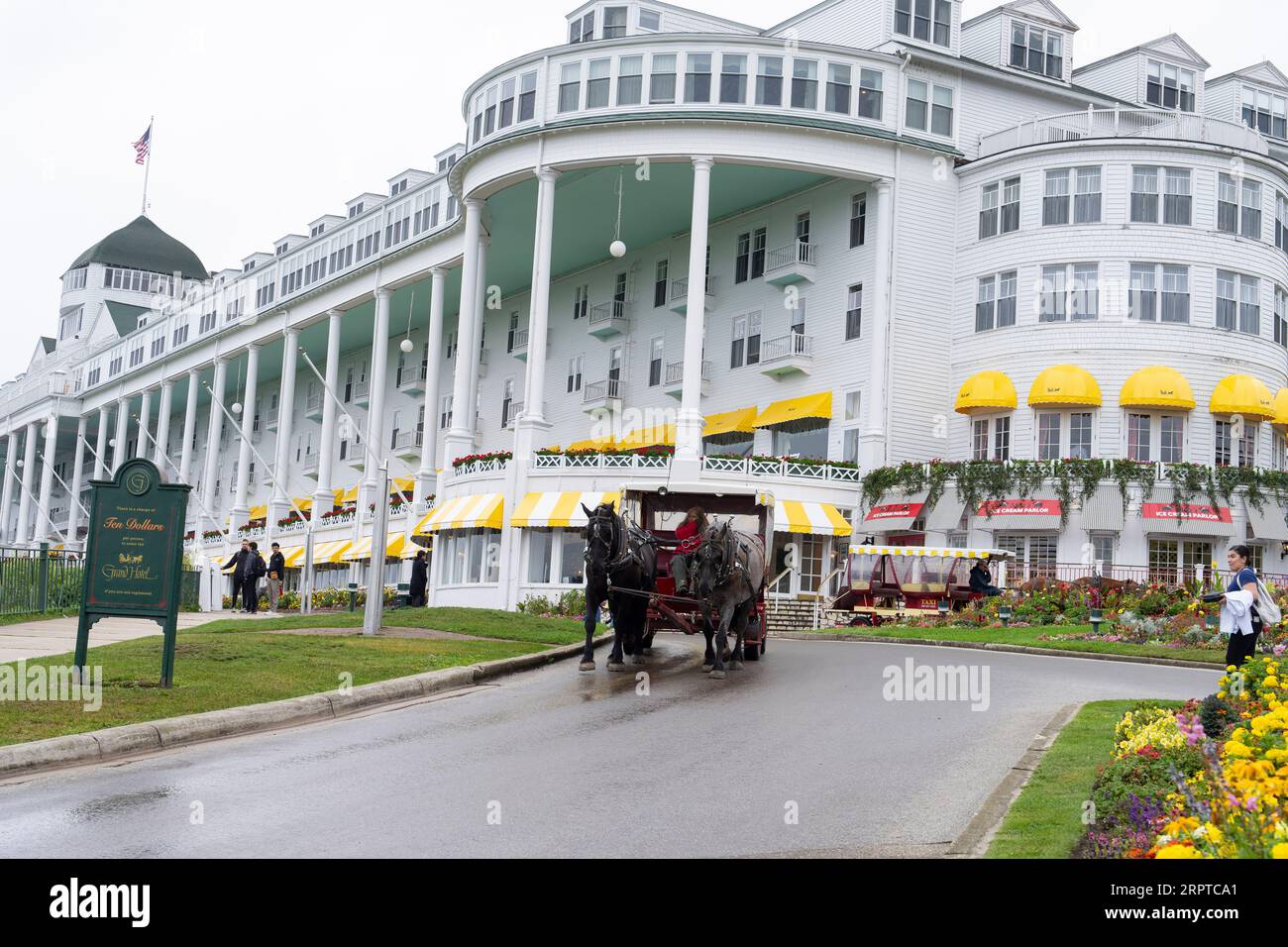 Mackinac island august weather