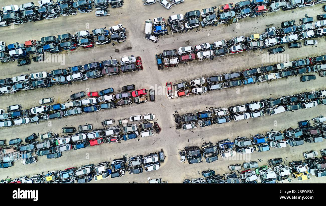 Auto junkyard aerial view hi-res stock photography and images - Alamy