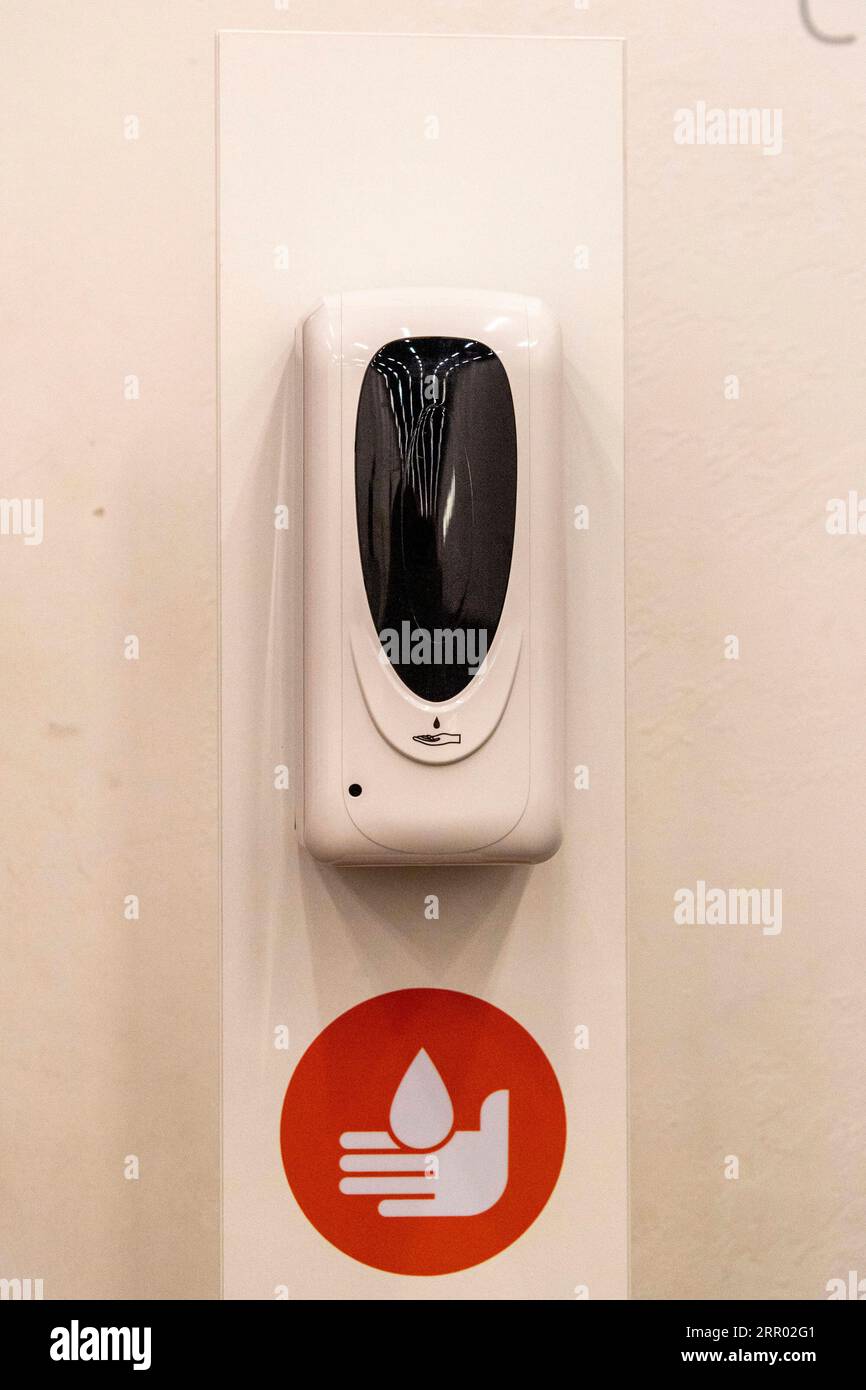 200724 -- LONDON, July 24, 2020 Xinhua -- Photo taken on July 24, 2020 shows a hand sanitizer dispenser for visitors inside the Tate Modern art museum in London, Britain. Art museums Tate Modern, Tate Britain, Tate Liverpool and Tate St Ives will reopen to the public from July 27 after their closure due to the COVID-19 pandemic. Photo by Ray Tang/Xinhua BRITAIN-LONDON-ART MUSEUMS-TATE-REOPENING PUBLICATIONxNOTxINxCHN Stock Photo